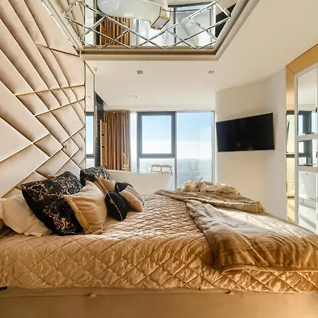 Hanza Tower Gold * Štetín