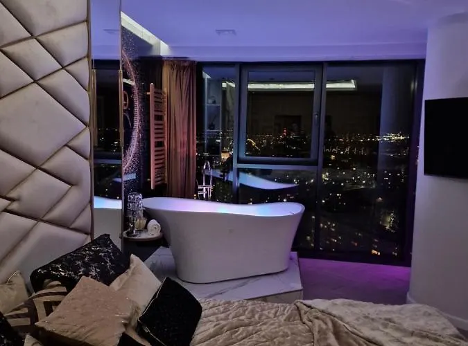 Hanza Tower Gold アパート *