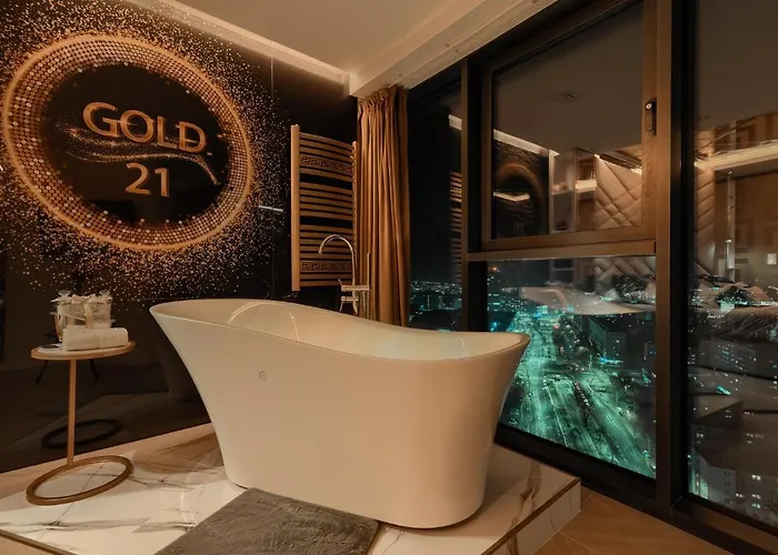 Апартаменты Hanza Tower Gold *