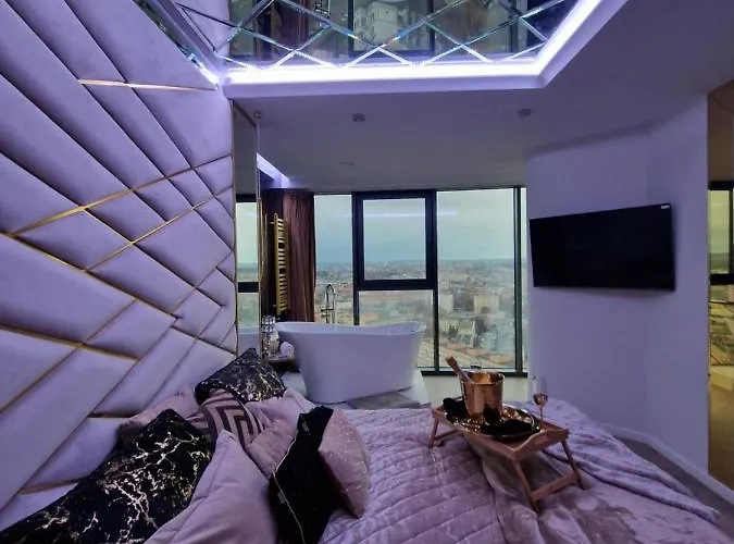 Апартаменты Hanza Tower Gold *