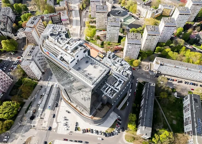 Hanza Tower Gold * シュチェチン